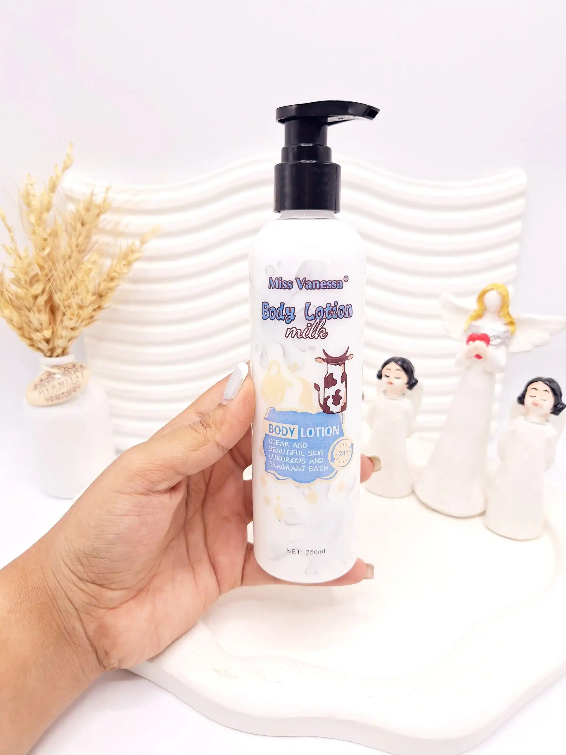 لوسیون شیر میس ونسا کد M7063