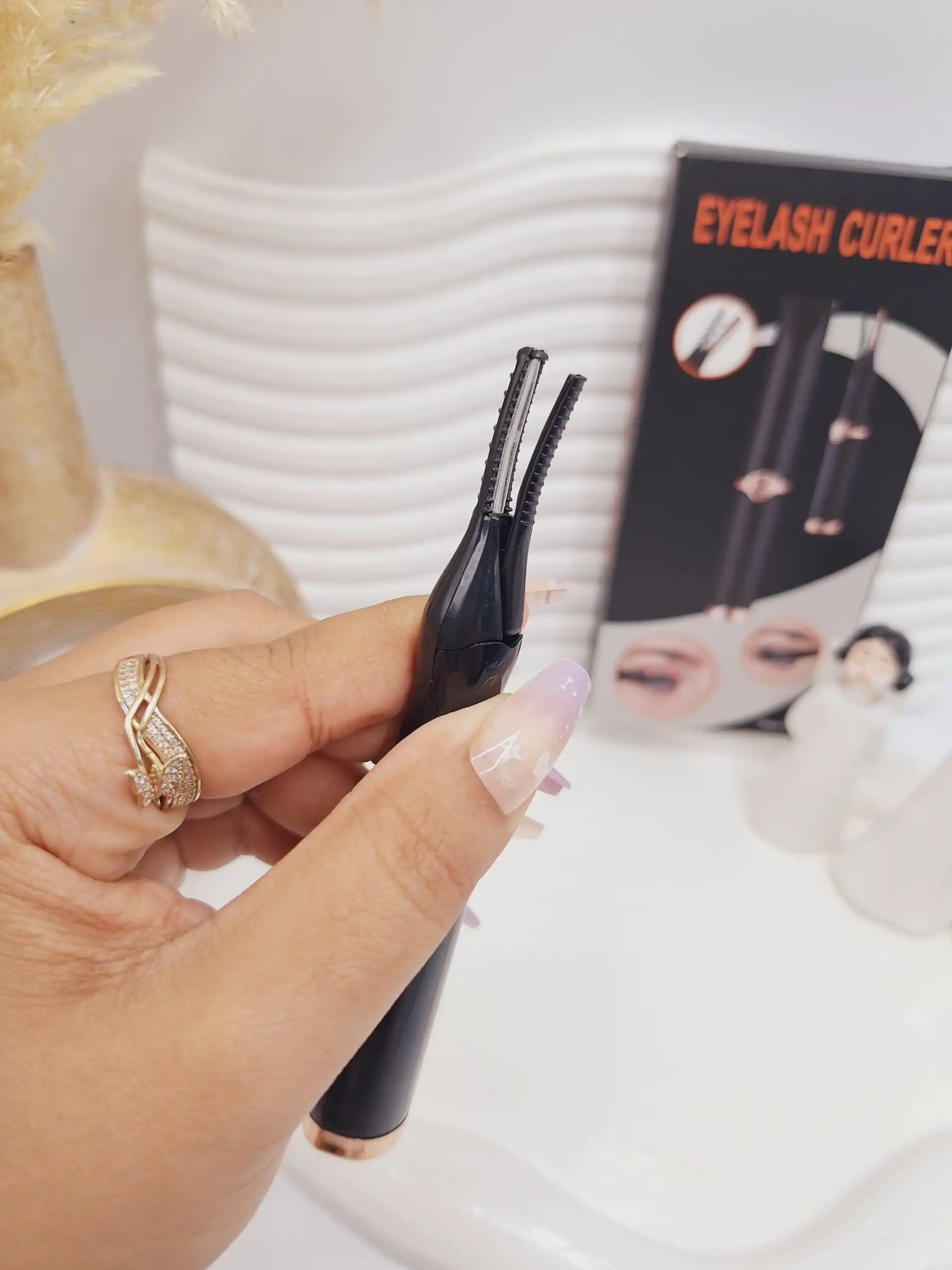 دستگاه فرمژه و بابلیس مژه حرارتی EYELASH CURLER کد 5412