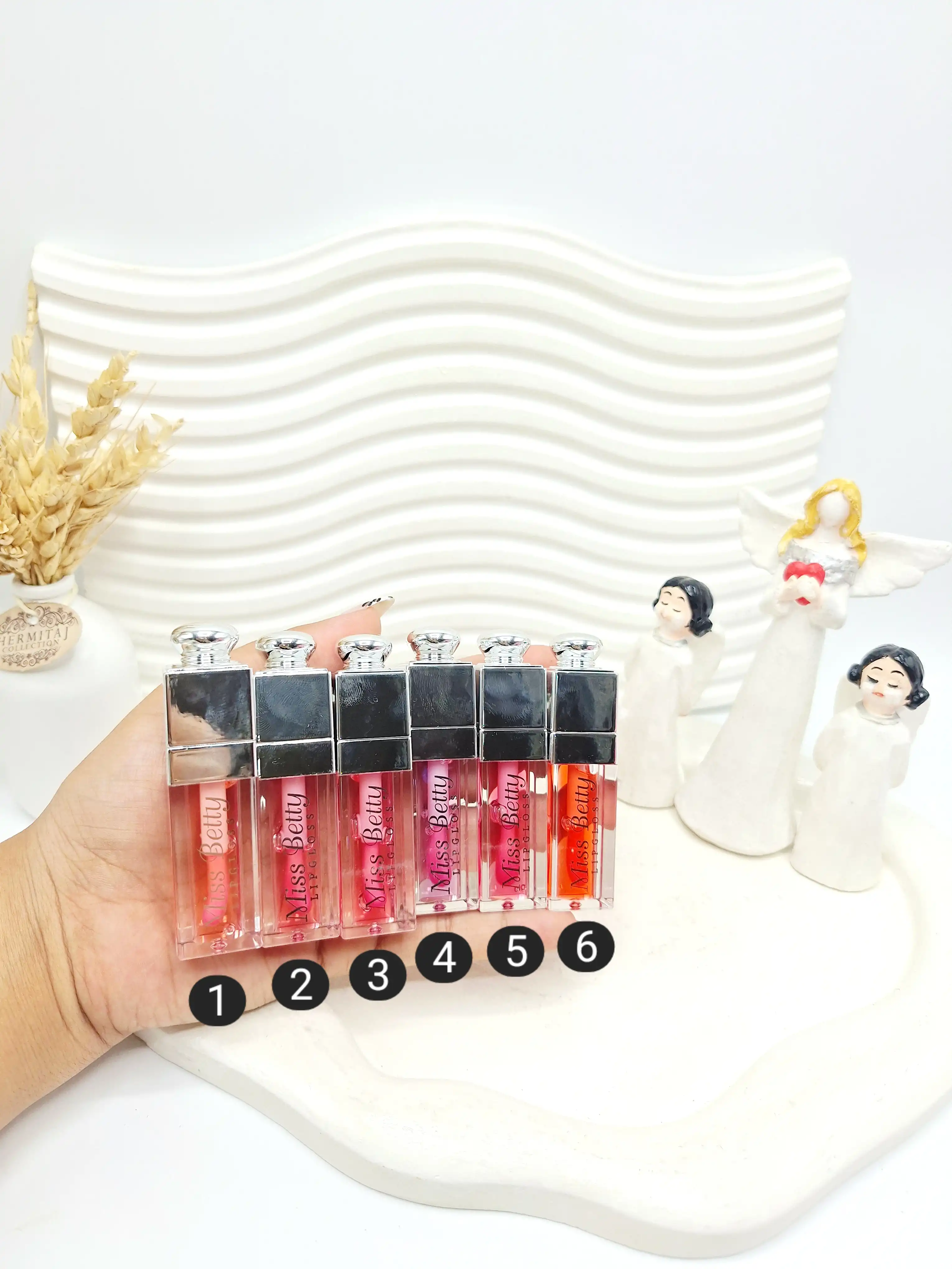 لیپ اویل حرارتی فوق العاده زیبا برند Miss Betty کد 5820