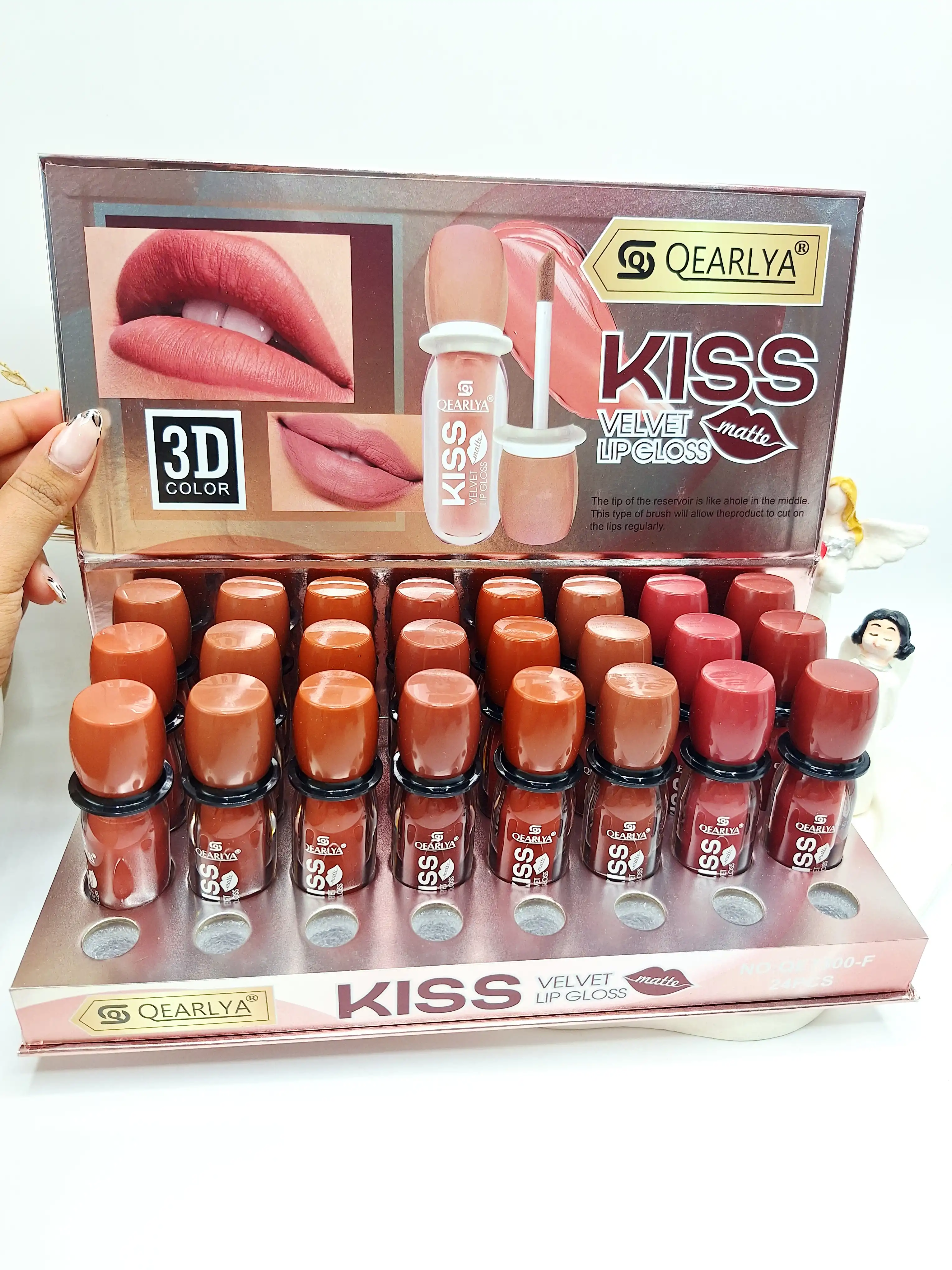 رژ مایع تکی خوش رنگ برند QEARLYA  کد 7300